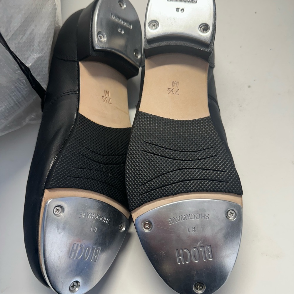 Bloch tap shoes